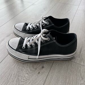 Converse platform leather black